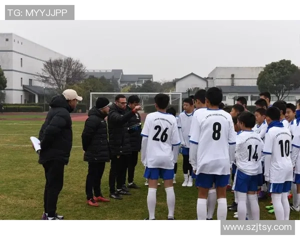 球星卡收藏热潮助推上海足球文化传承与青少年运动发展